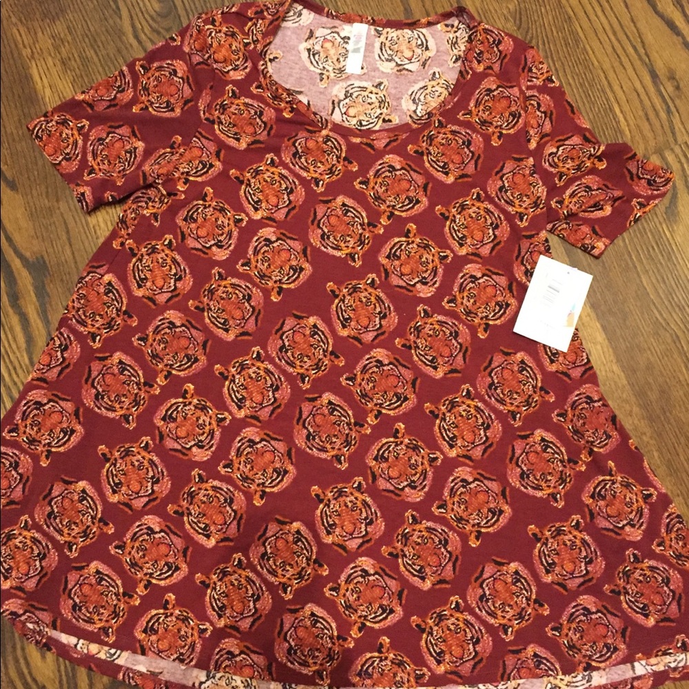 Lularoe Perfect T Tigers NWT!